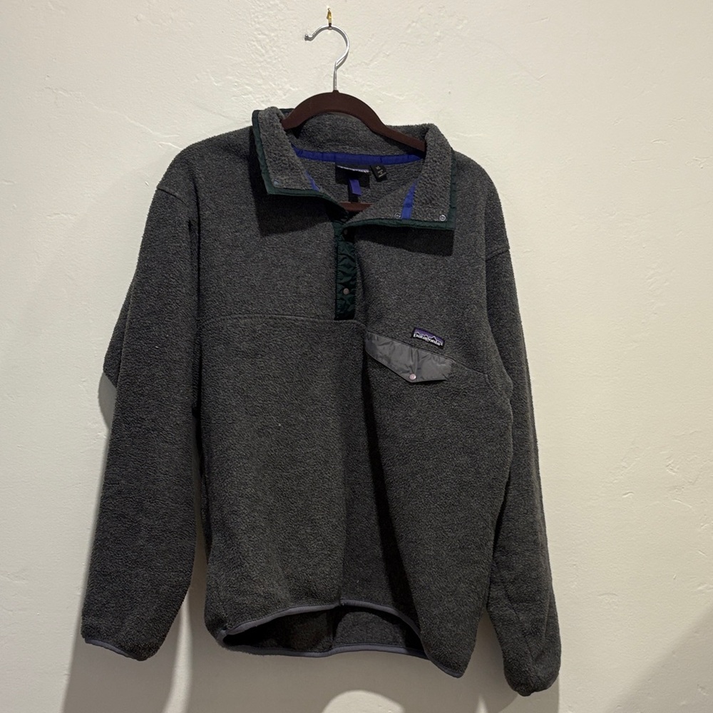 Patagonia Charcoal Fleece Pullover